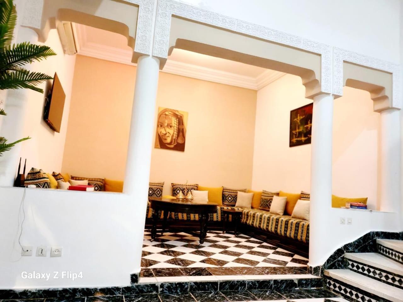 Riad Izza Marrakesh Exterior photo